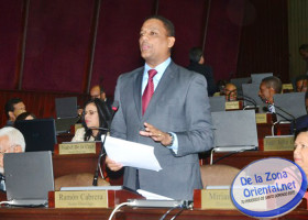 Camara de Diputados envia a comision codigo penal. Ramon Cabrera. Foto: Elieser Tapia.